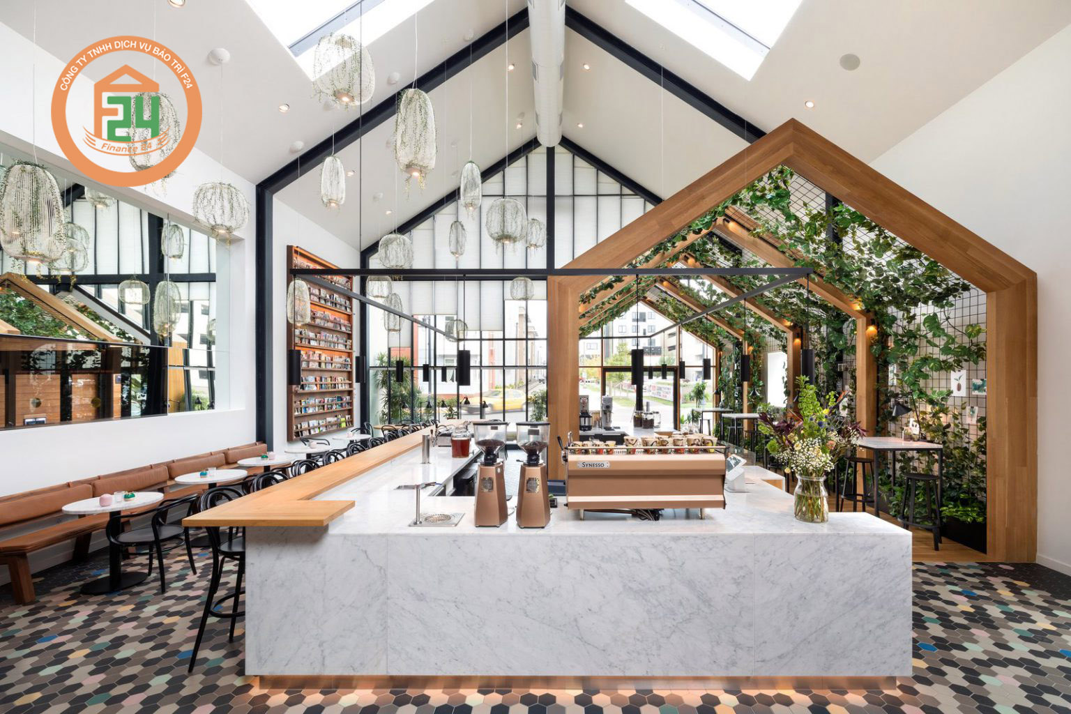 75 - Ý tưởng thiết kế nội thất quán cafe với không gian mở linh hoạt