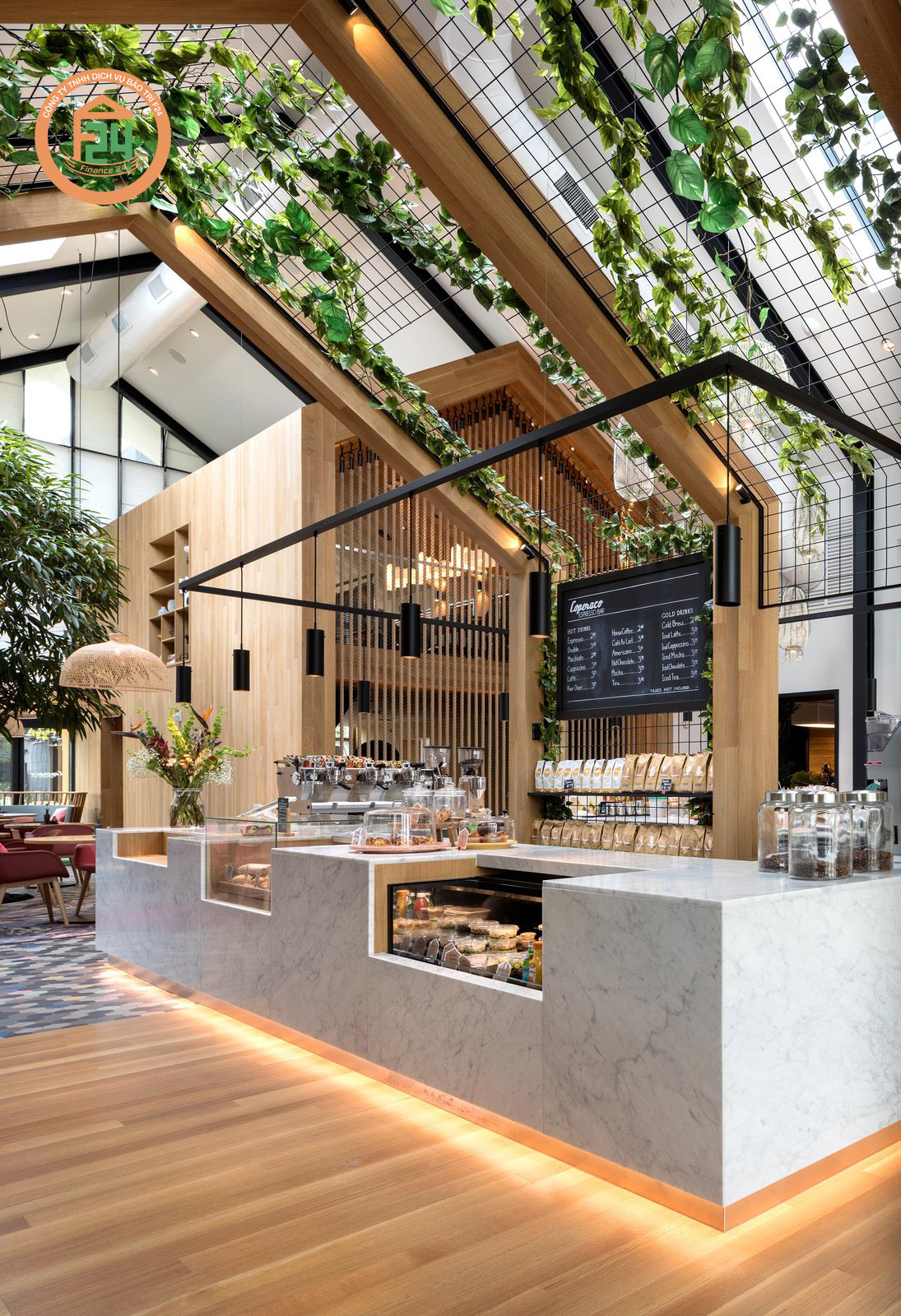 77 - Ý tưởng thiết kế nội thất quán cafe với không gian mở linh hoạt